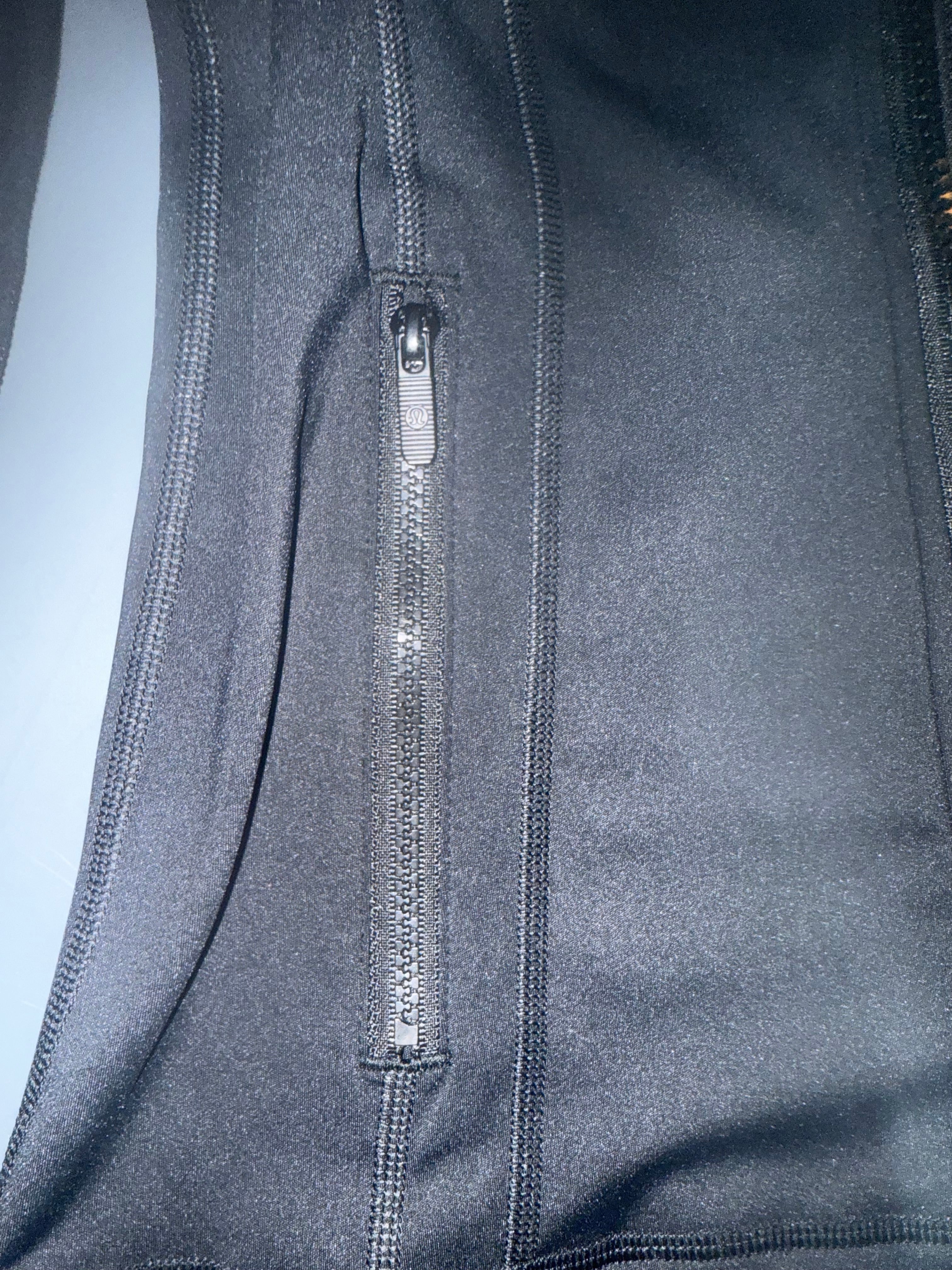 Lululemon Define Women’s Jacket Black, Size 4