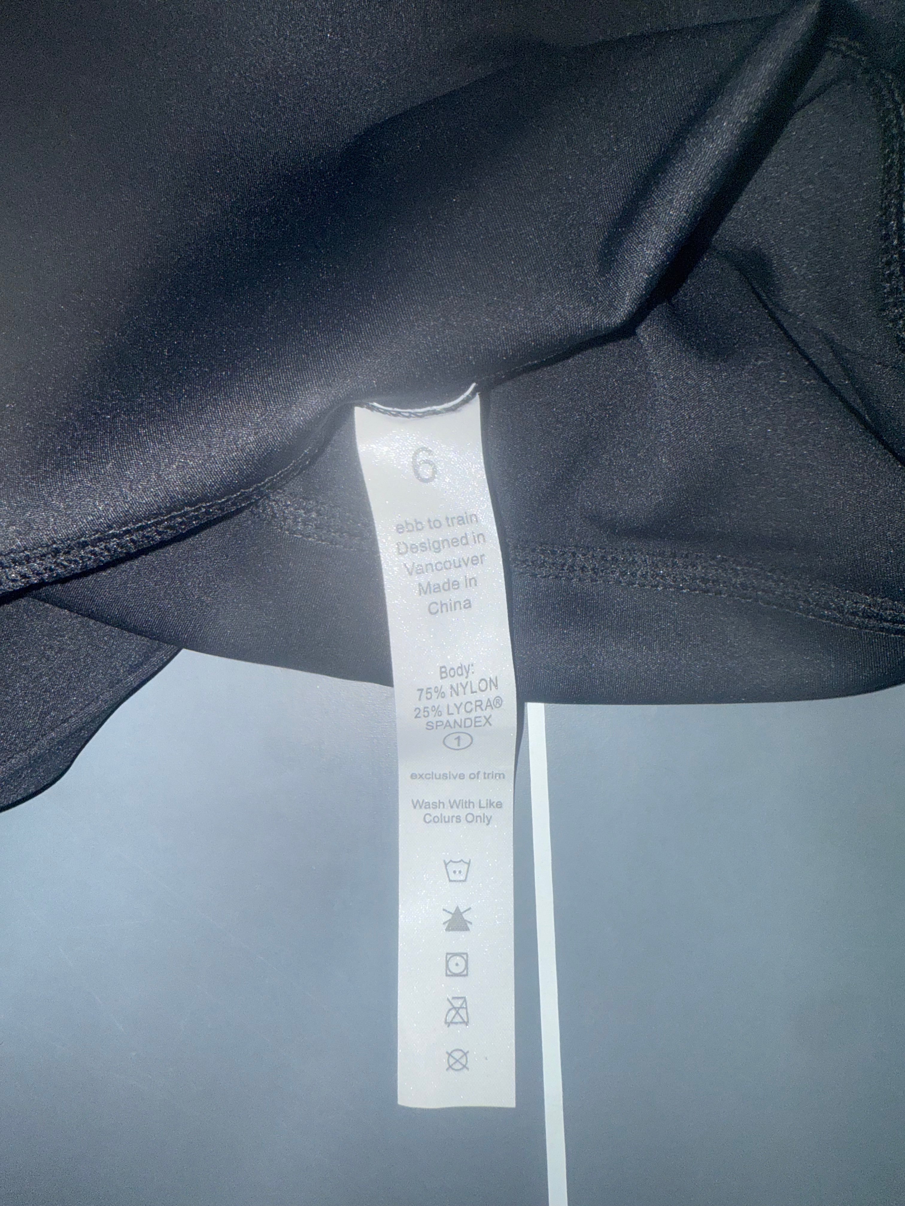 Lululemon Leggings Black, Size 6